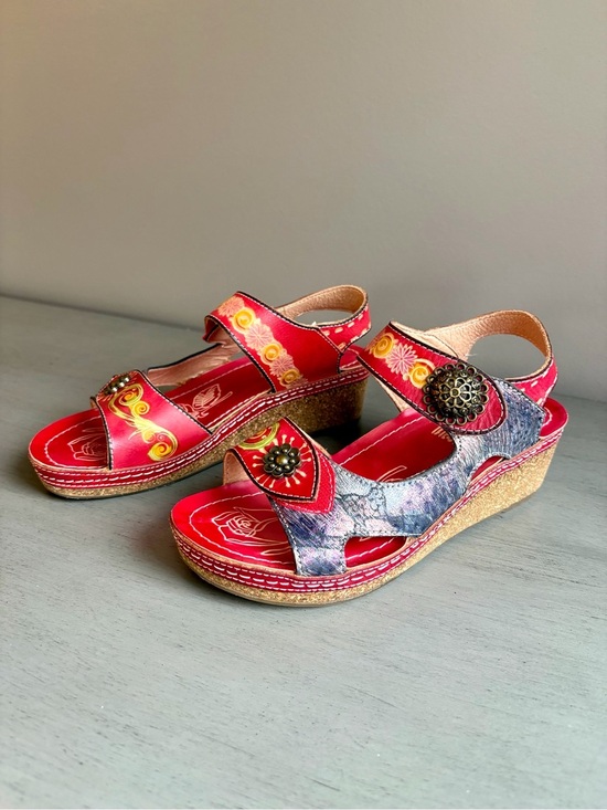 L'artiste Shoes - L'Artiste Spring Step Lanaffi Red Leather Embossed Wedge Sandal Sz 36 (US 5.5/6)